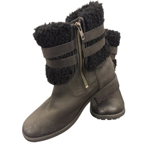 Ugg Blayre IV Leather Sheepskin Boots NWOT - Picture 1 of 8